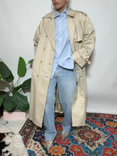 Carica l'immagine nel visualizzatore di Gallery, Trench Burberry