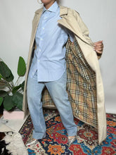 Carica l'immagine nel visualizzatore di Gallery, Trench Burberry