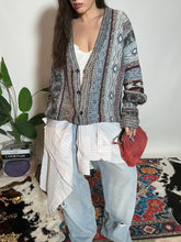 Carica l'immagine nel visualizzatore di Gallery, Cardigan Matilde
