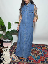 Carica l'immagine nel visualizzatore di Gallery, Abito Denim
