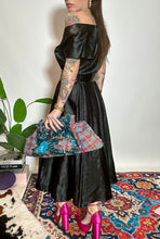 Carica l'immagine nel visualizzatore di Gallery, Abito Cindy
