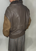 Carica l&#39;immagine nel visualizzatore di Gallery, Bomber oversize
