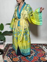 Carica l'immagine nel visualizzatore di Gallery, Kimono Mara
