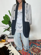 Carica l'immagine nel visualizzatore di Gallery, Cardigan Ambra
