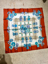 Carica l&#39;immagine nel visualizzatore di Gallery, Foulard Hermes

