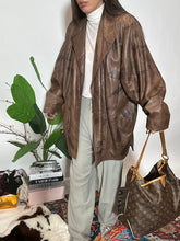 Carica l'immagine nel visualizzatore di Gallery, Giacca Iside
