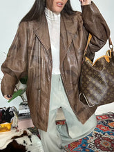 Carica l'immagine nel visualizzatore di Gallery, Giacca Iside
