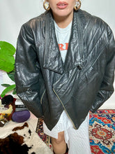 Carica l'immagine nel visualizzatore di Gallery, Giacca Ginevra
