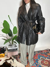 Carica l'immagine nel visualizzatore di Gallery, Giacca Silvia
