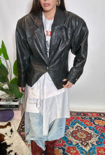 Carica l'immagine nel visualizzatore di Gallery, Giacca Siria
