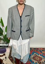 Carica l'immagine nel visualizzatore di Gallery, Giacca Giada
