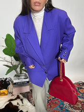 Carica l&#39;immagine nel visualizzatore di Gallery, Giacca Viola
