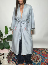 Carica l'immagine nel visualizzatore di Gallery, Kimono
