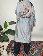 Carica l'immagine nel visualizzatore di Gallery, Kimono
