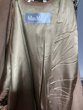Carica l&#39;immagine nel visualizzatore di Gallery, Cappotto MaxMara
