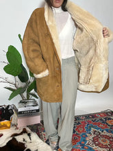 Carica l&#39;immagine nel visualizzatore di Gallery, Montone Chiara
