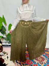 Carica l'immagine nel visualizzatore di Gallery, Pantalone Prada
