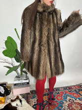 Carica l&#39;immagine nel visualizzatore di Gallery, Pelliccia Anastasia
